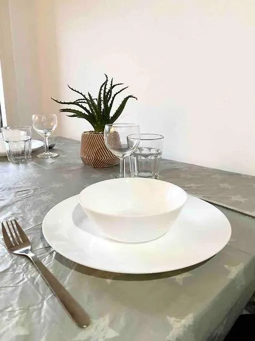 Комфортная Квартира В Кирьят - Ям Apartment Haifa 0*,